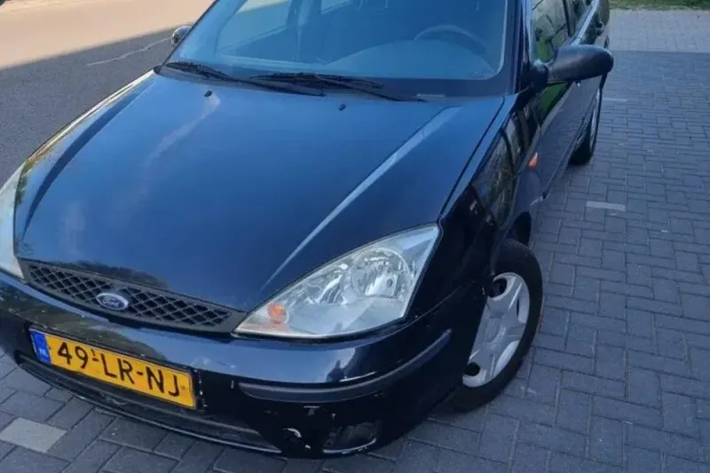 Ford Focus (2003)