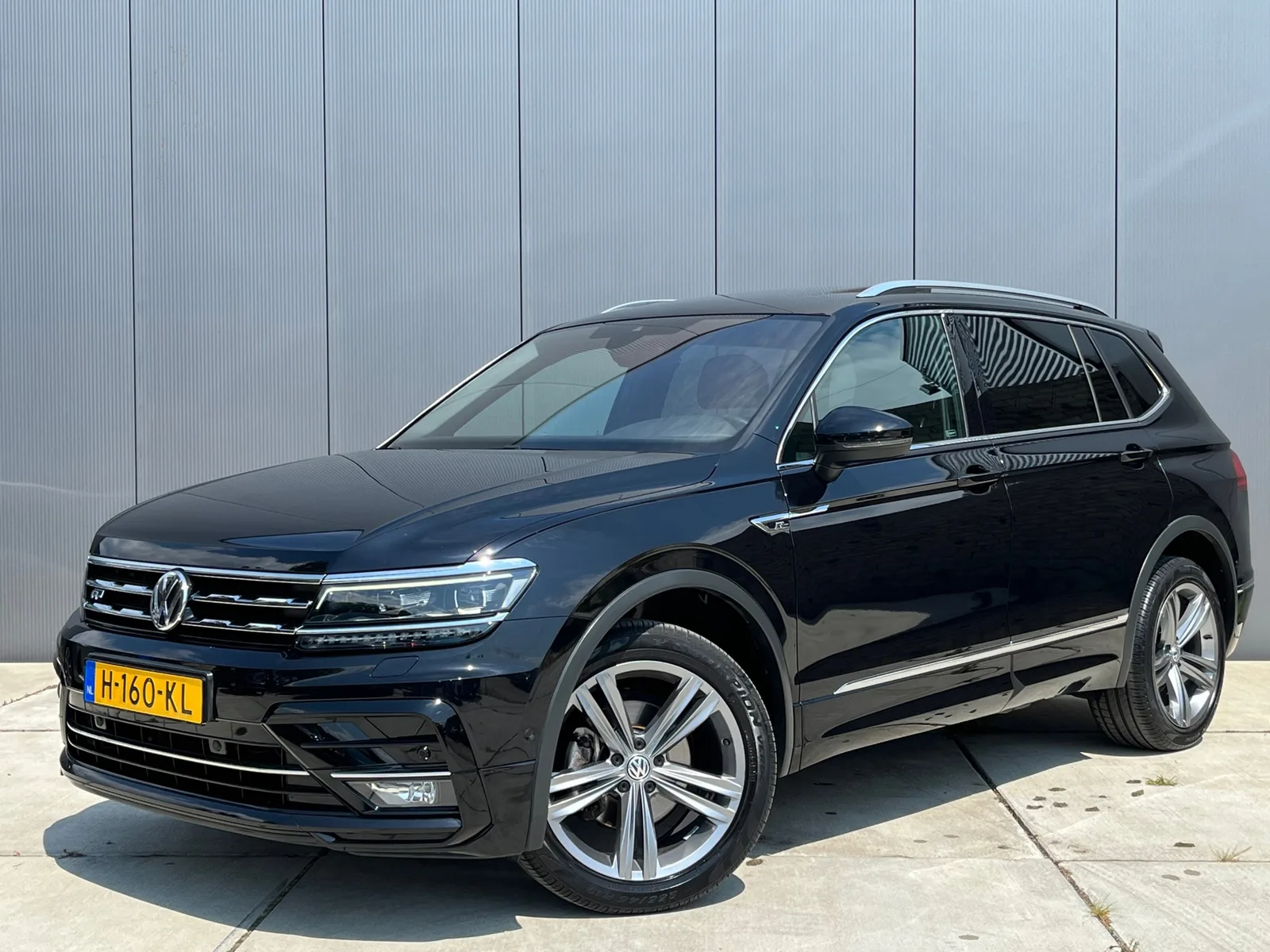 Volkswagen Tiguan All-Space (2020) — foto 1