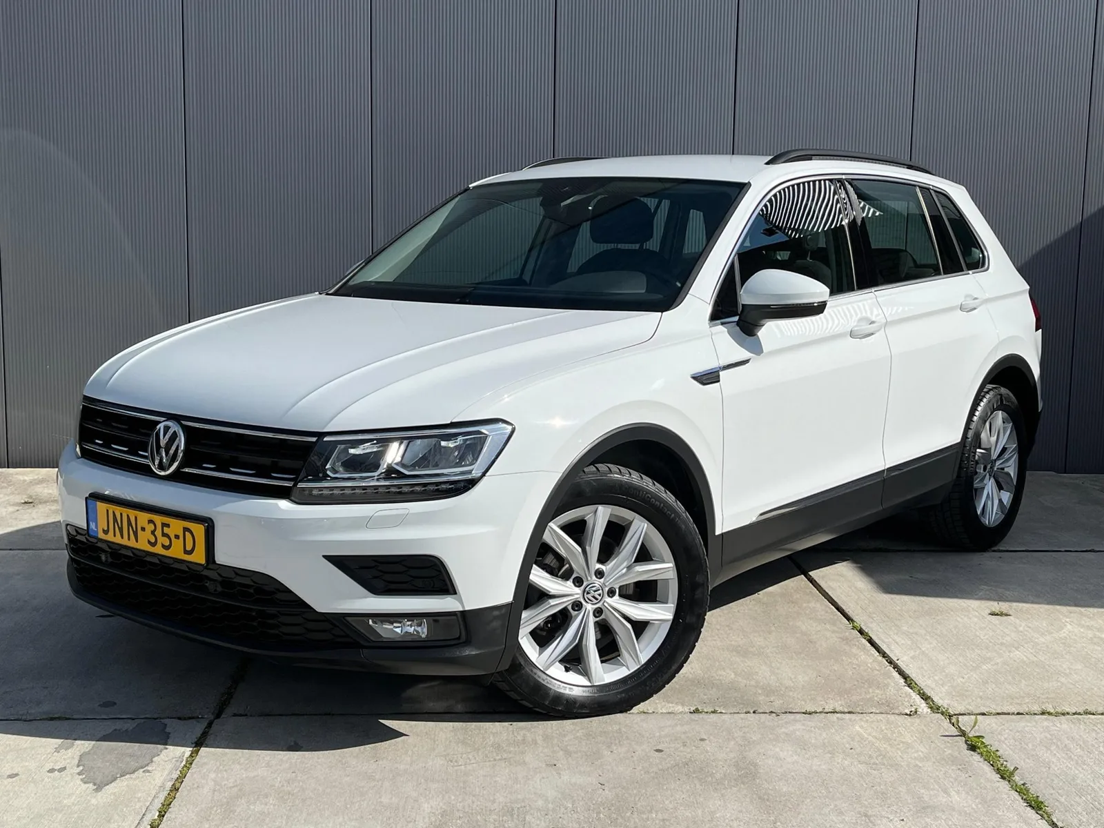 Volkswagen Tiguan (2019) — foto 1