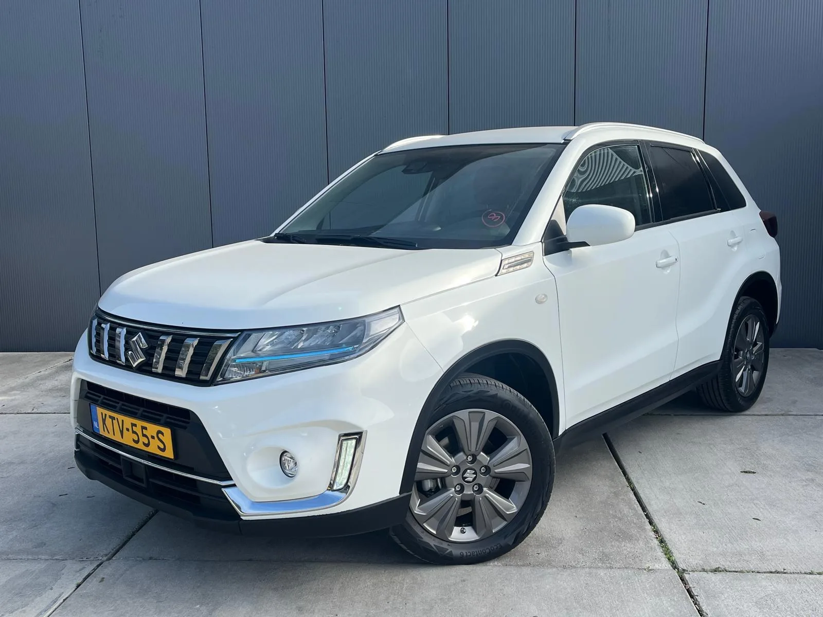 Suzuki Vitara (2024) — foto 1