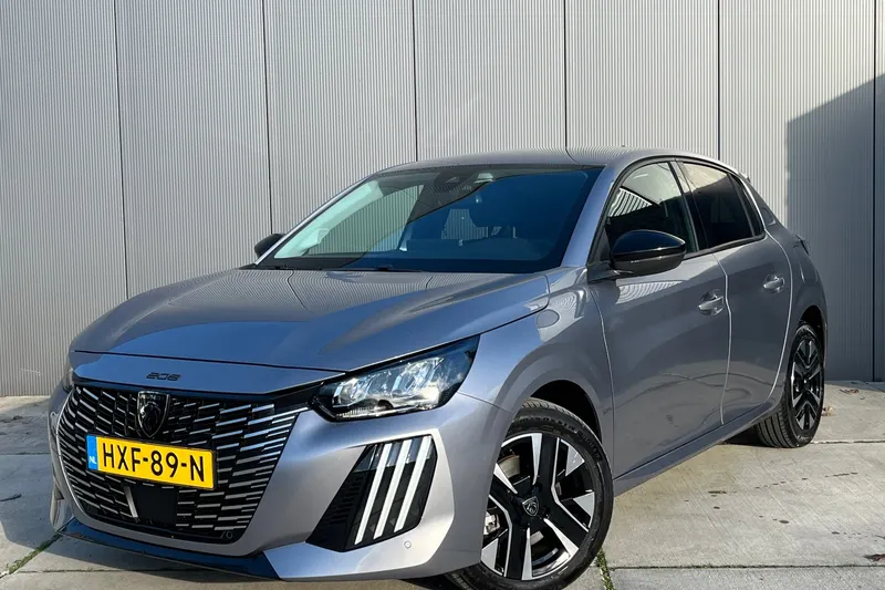 Peugeot 208 (2024)