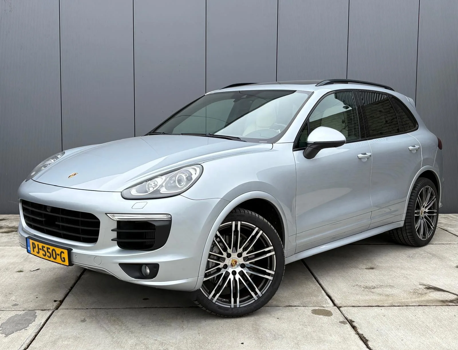 Porsche Cayenne (2017) — foto 1