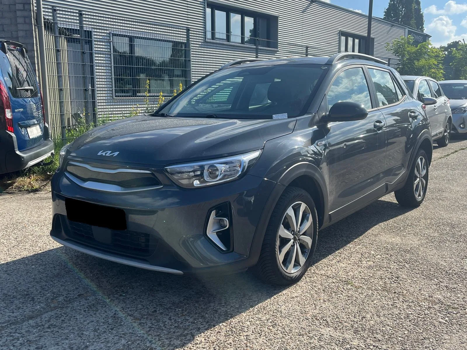 Kia Stonic (2023) — foto 1