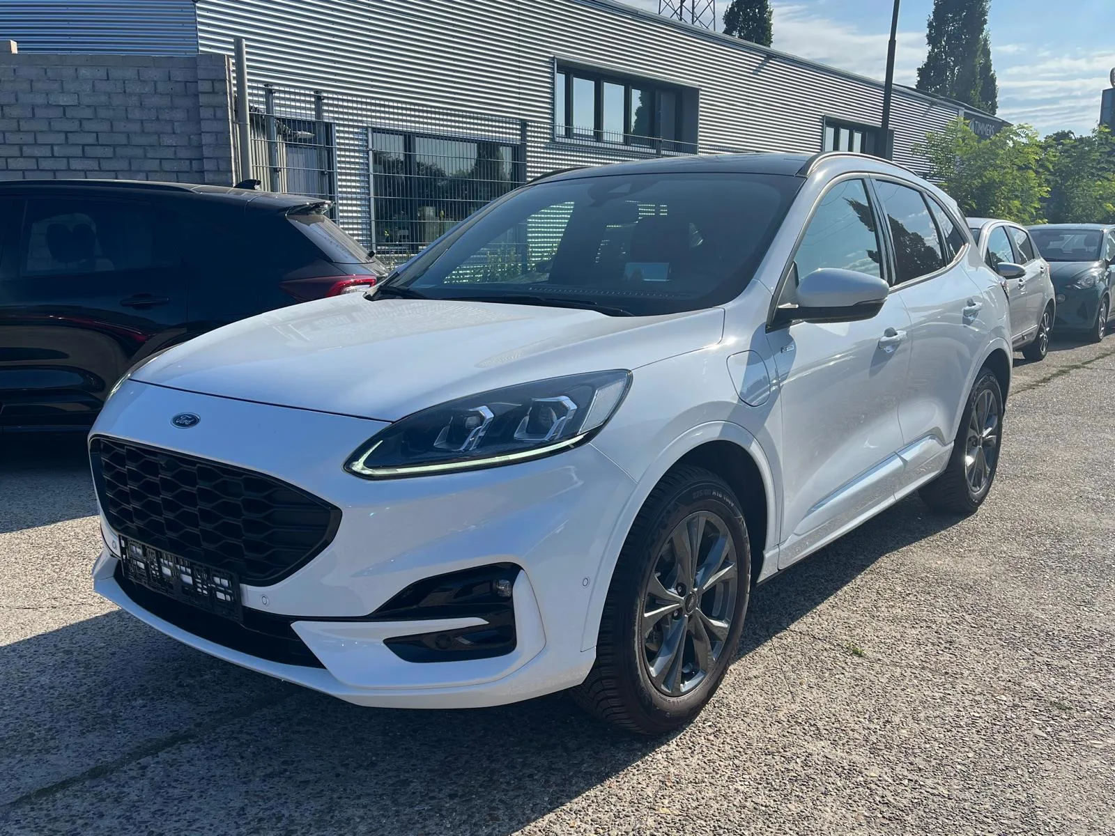 Ford Kuga (2024) — foto 1
