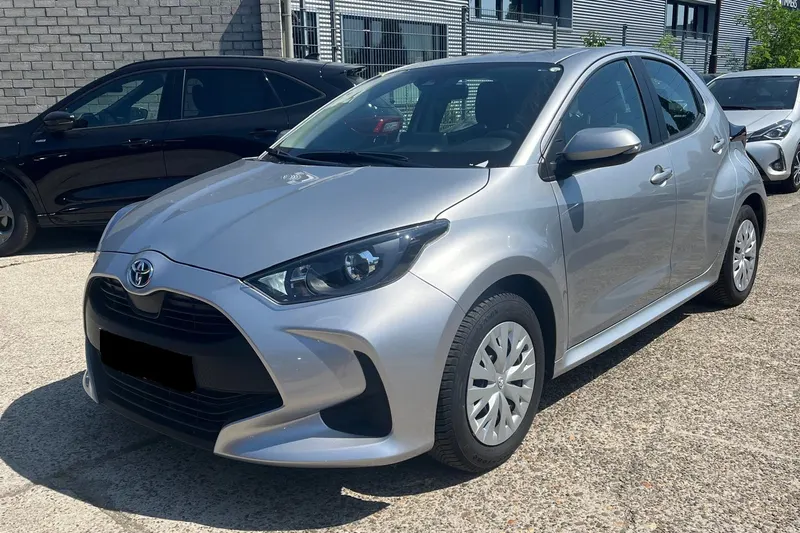 Toyota Yaris (2024)