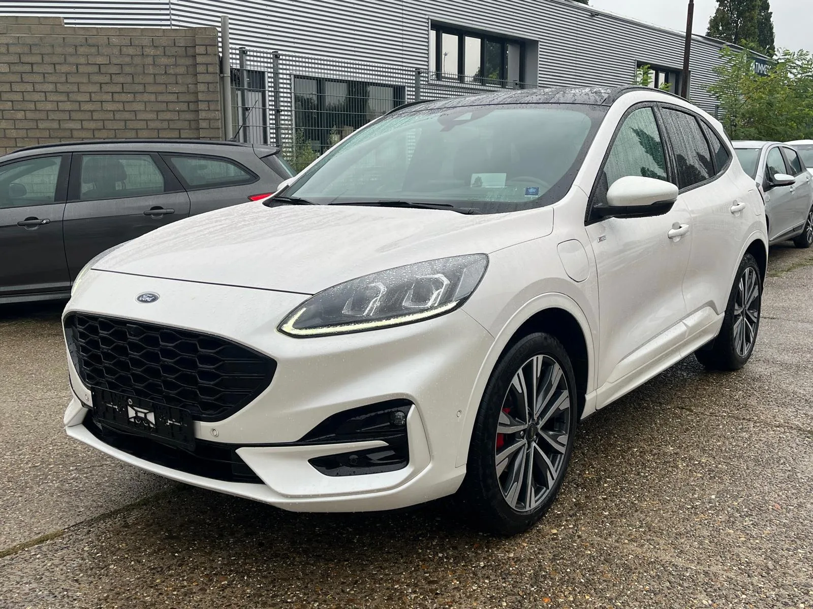 Ford Kuga (2023) — foto 1