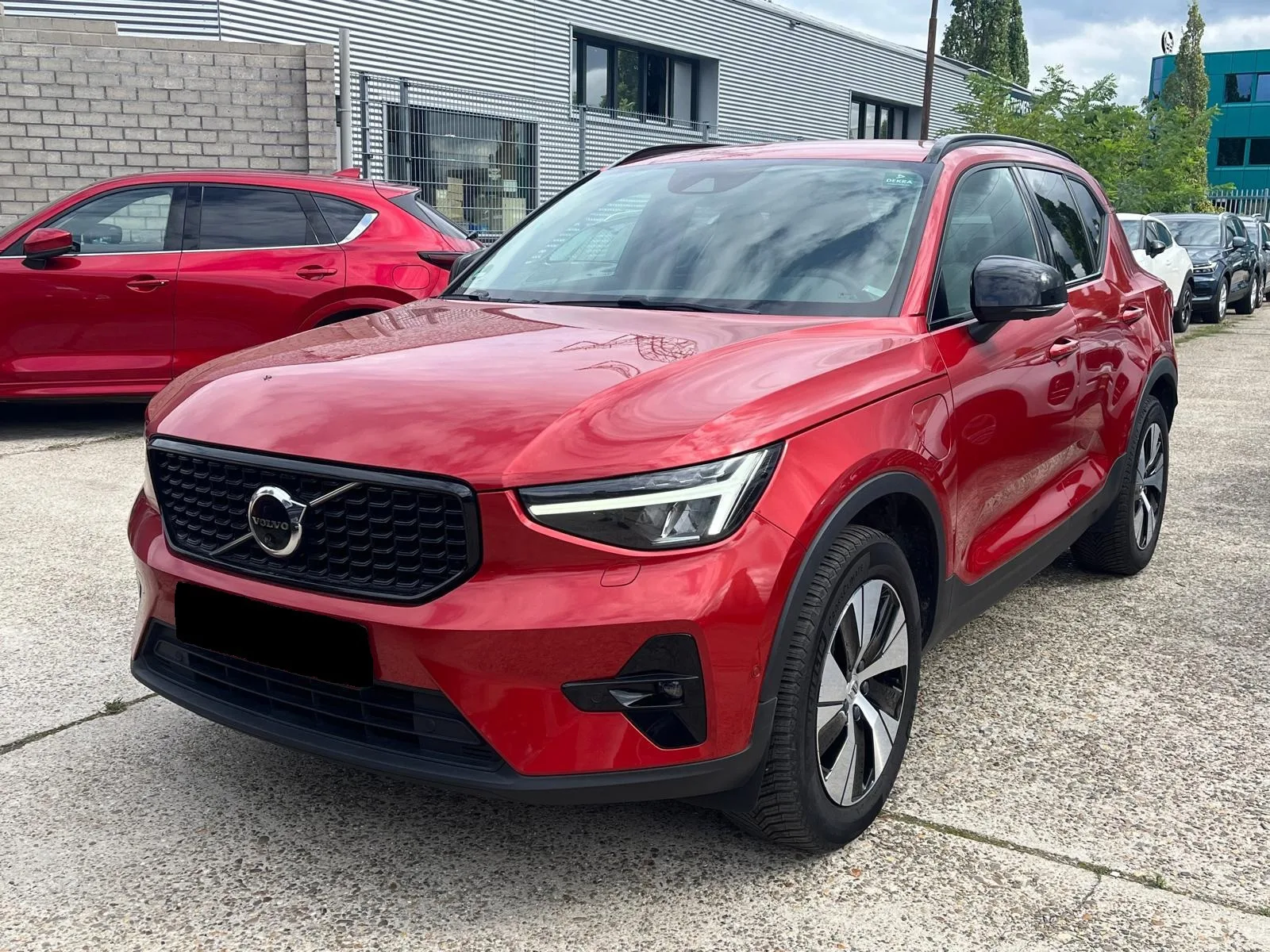 Volvo XC40 (2023) — foto 1