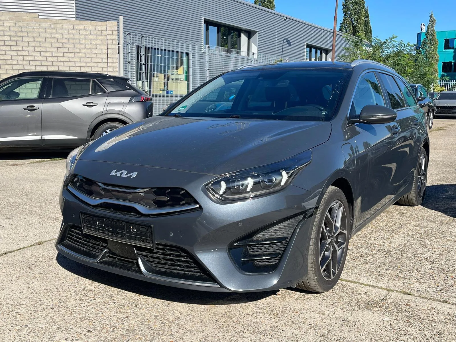 Kia Ceed (2023) — foto 1