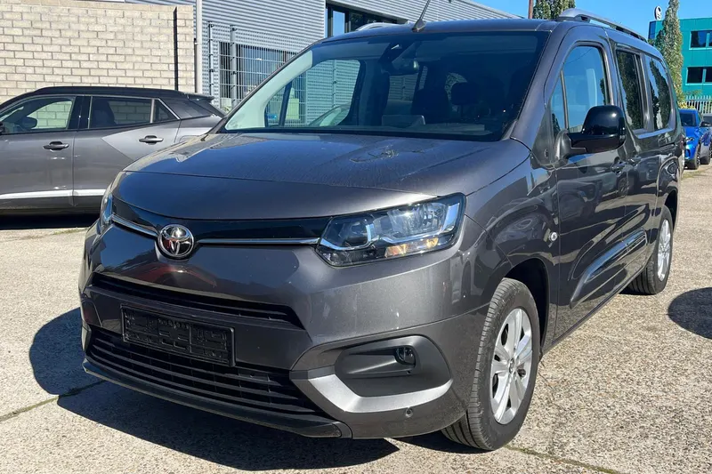 Toyota ProAce City Verso (2022)