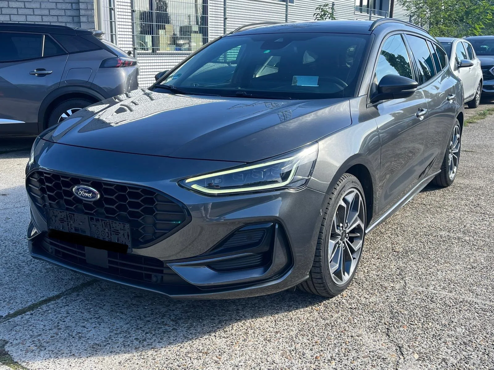 Ford Focus (2022) — foto 1
