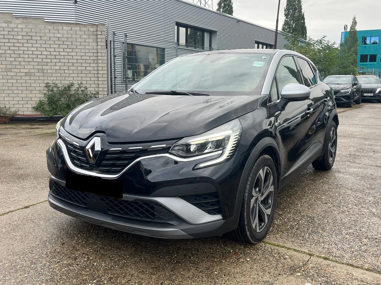 Renault Captur (2022) — foto 1