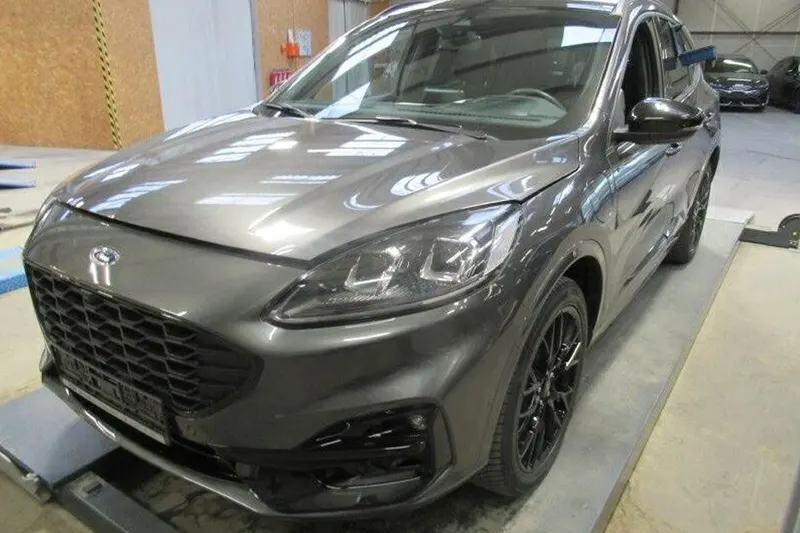 Ford Kuga (2023)