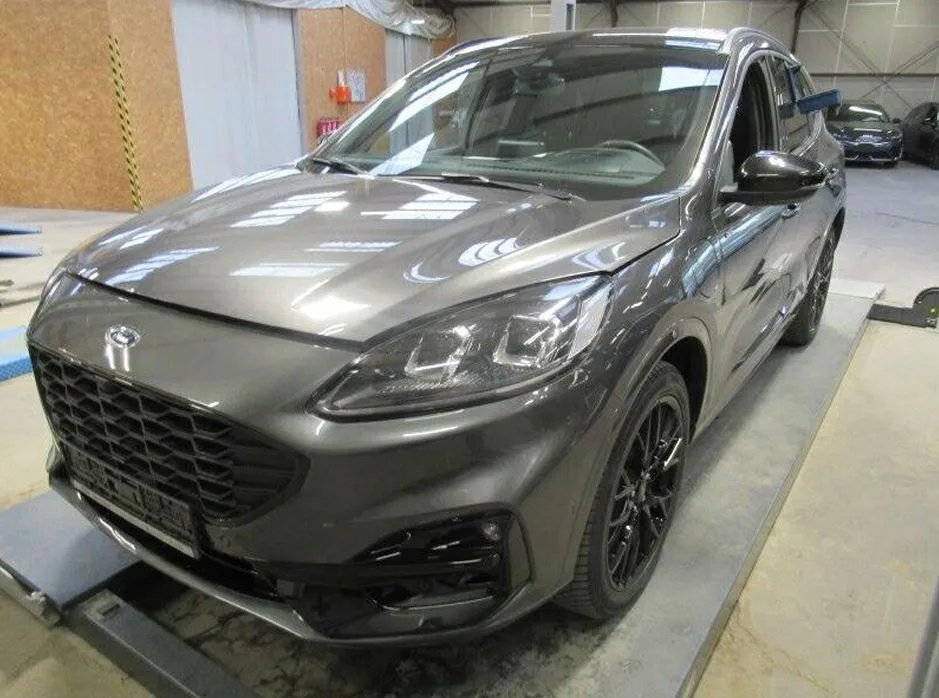 Ford Kuga (2023) — foto 1