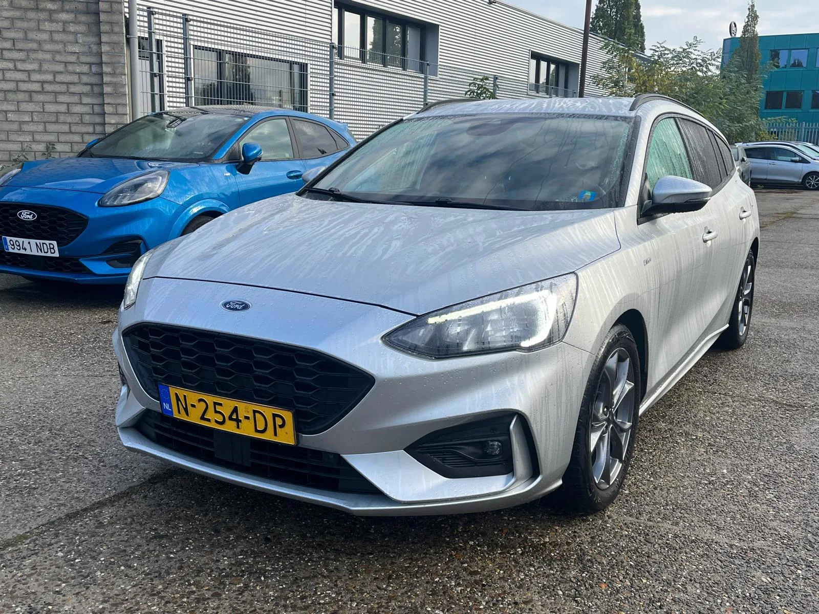 Ford Focus (2021) — foto 1