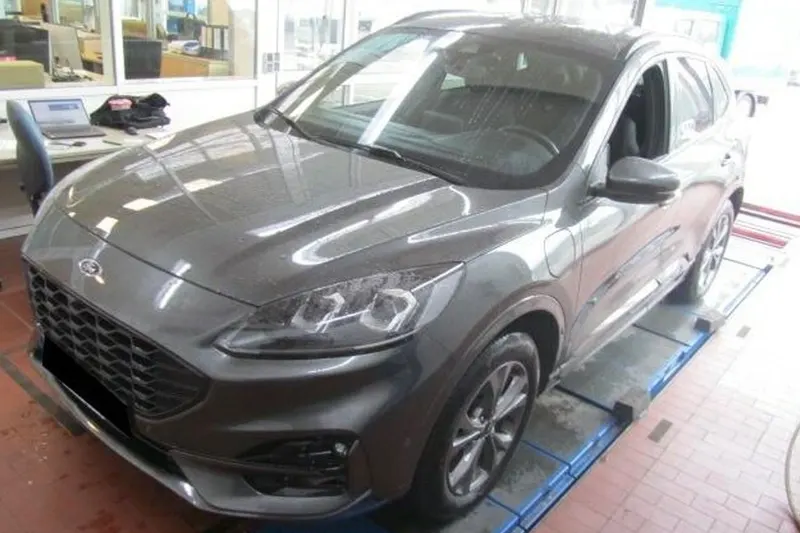 Ford Kuga (2023)