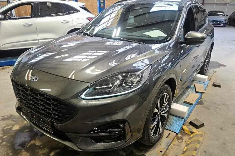 Ford Kuga (2023)
