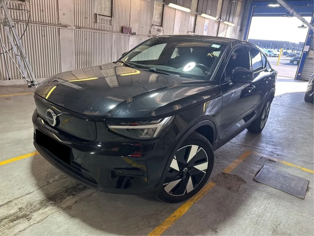 Volvo C40 (2023) — foto 1