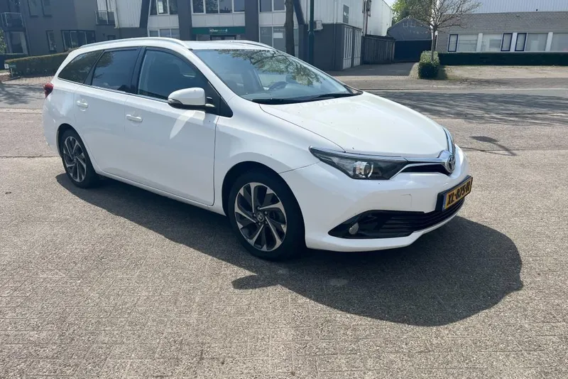 Toyota Auris (2016)