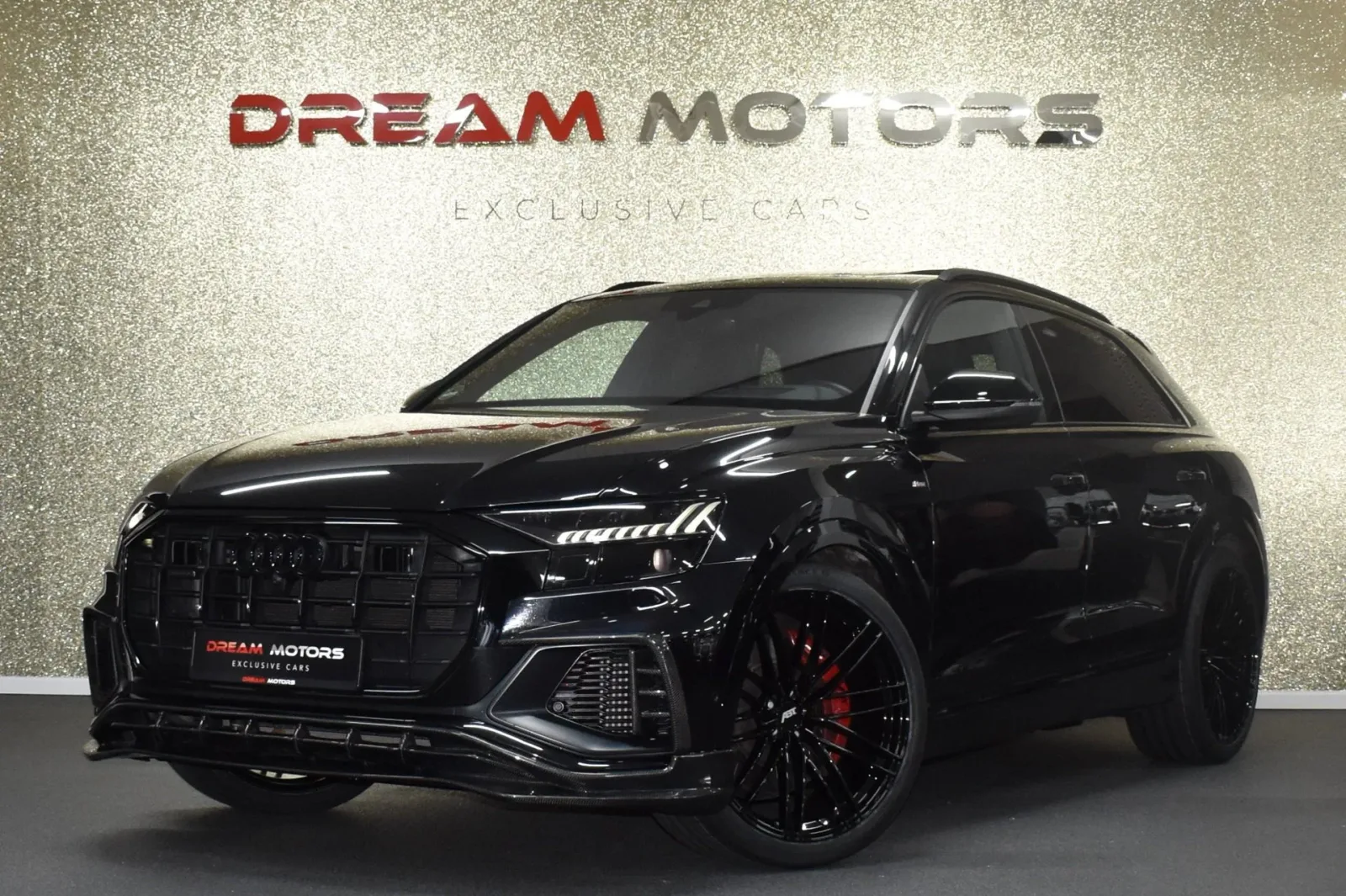 Audi Q8 (2023) — foto 1
