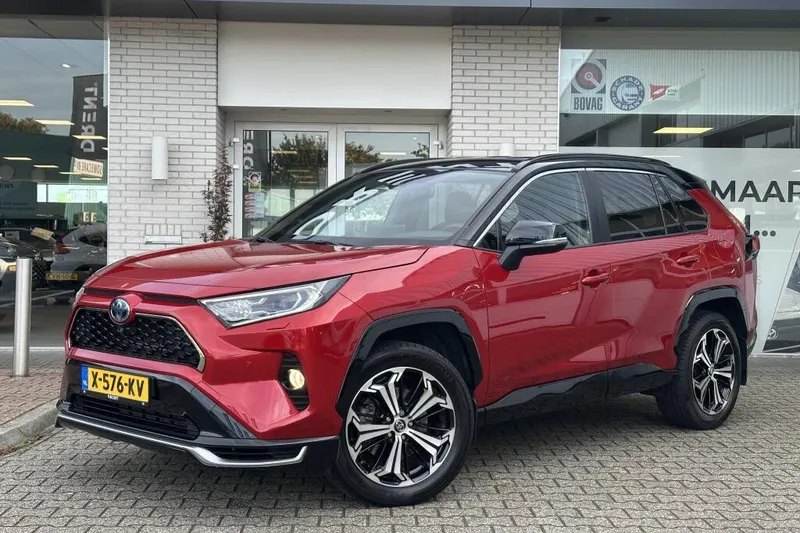 Toyota RAV4 (2021)