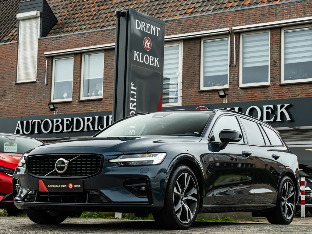 Volvo V60 (2022) — foto 1