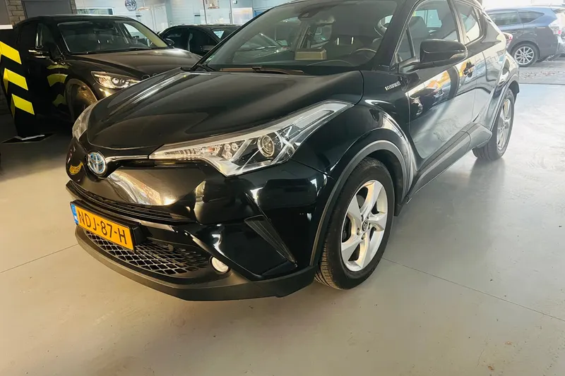 Toyota C-HR (2018)
