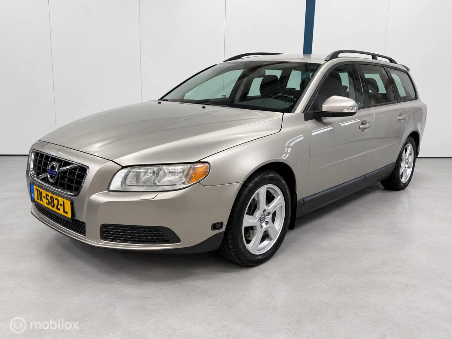 Volvo V70 (2007) — foto 1