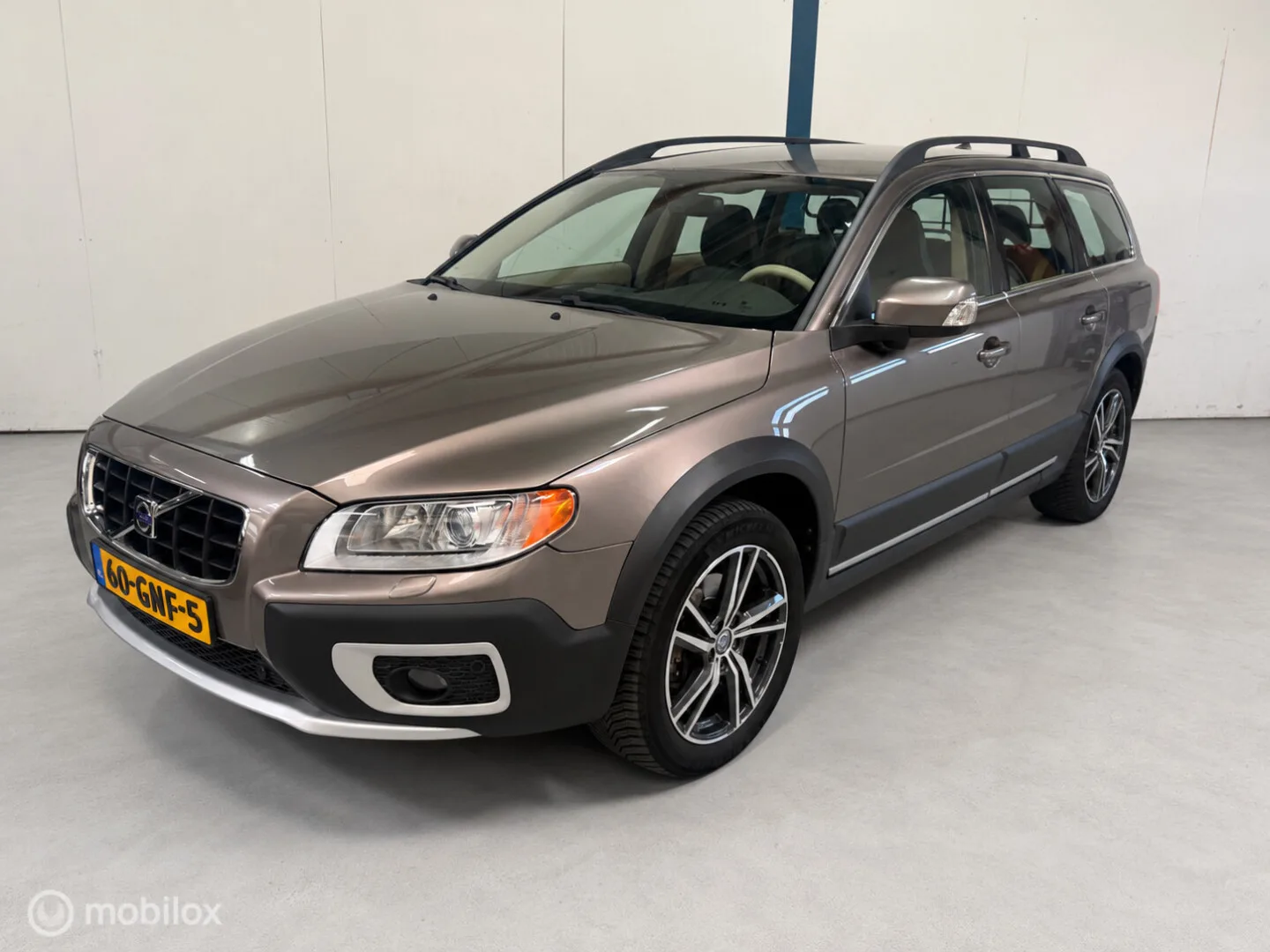 Volvo XC70 (2008) — foto 1