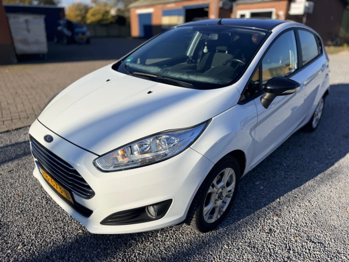 Ford Fiesta (2015) — foto 1
