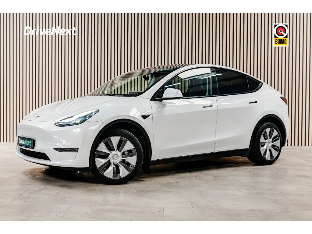 Tesla Model Y (0) — foto 1