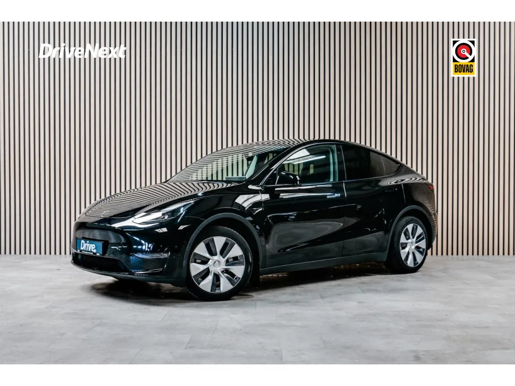 Tesla Model Y (0) — foto 1