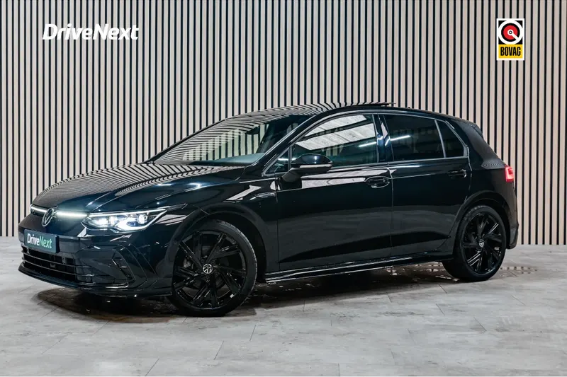Volkswagen Golf (2024)