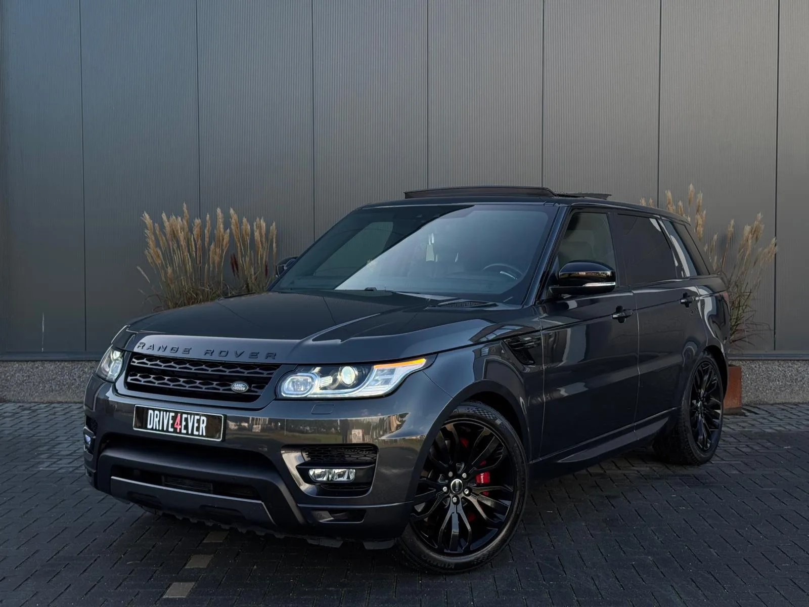 Land Rover Range Rover Sport (2017) — foto 1