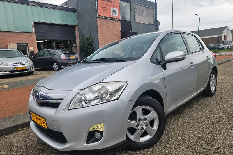 Toyota Auris (2011)