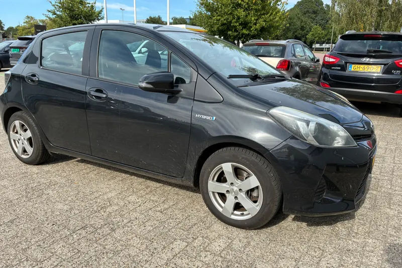 Toyota Yaris (2013)