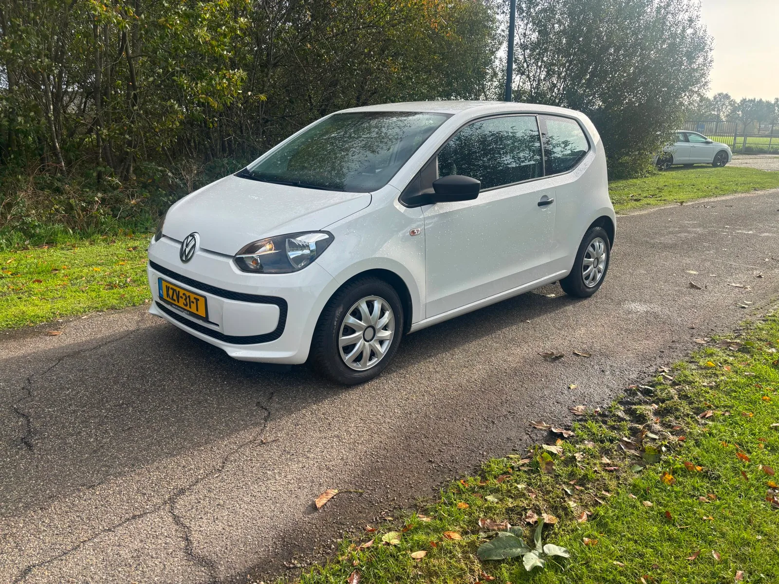 Volkswagen Up! (2012) — foto 1