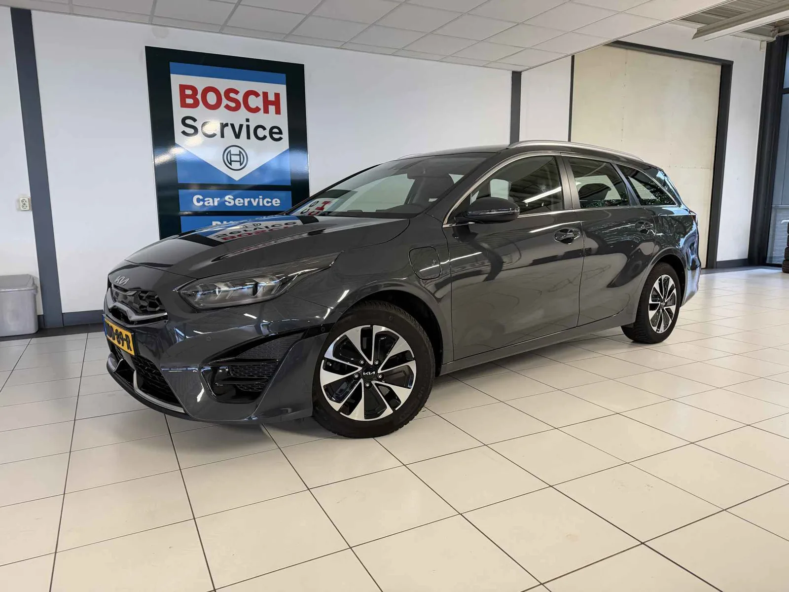 Kia Ceed (2022) — foto 1