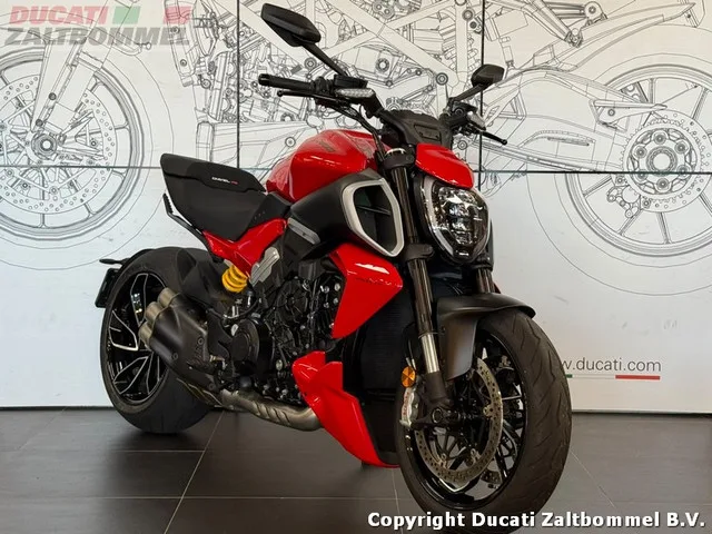Ducati Diavel V4 (2026) — foto 1