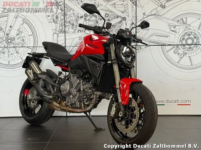 Ducati Monster V2 (2026) — foto 1