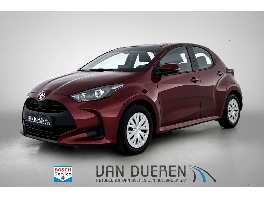 Toyota Yaris (2021) — foto 1