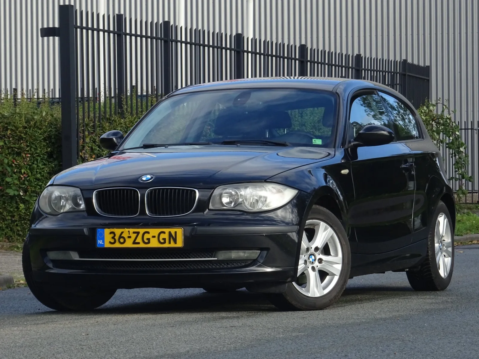 BMW 1-Serie (2008) — foto 1
