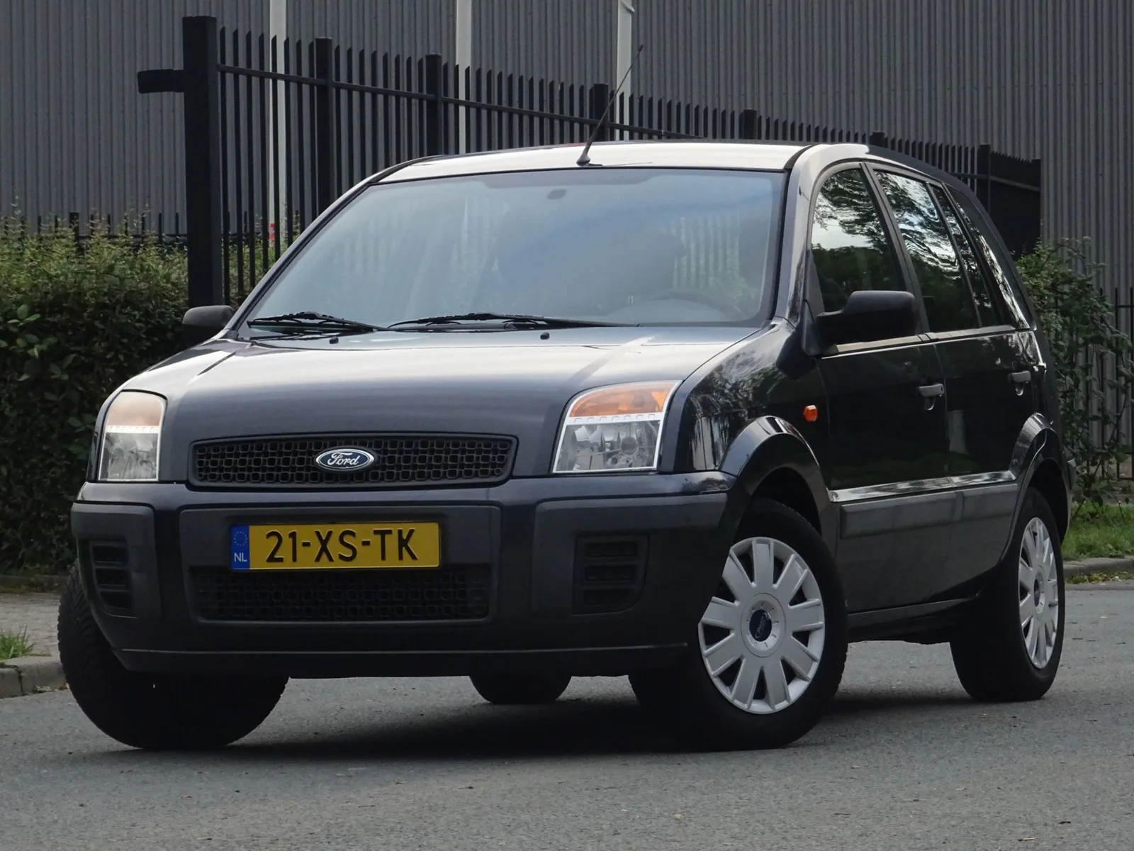 Ford Fusion (2007) — foto 1