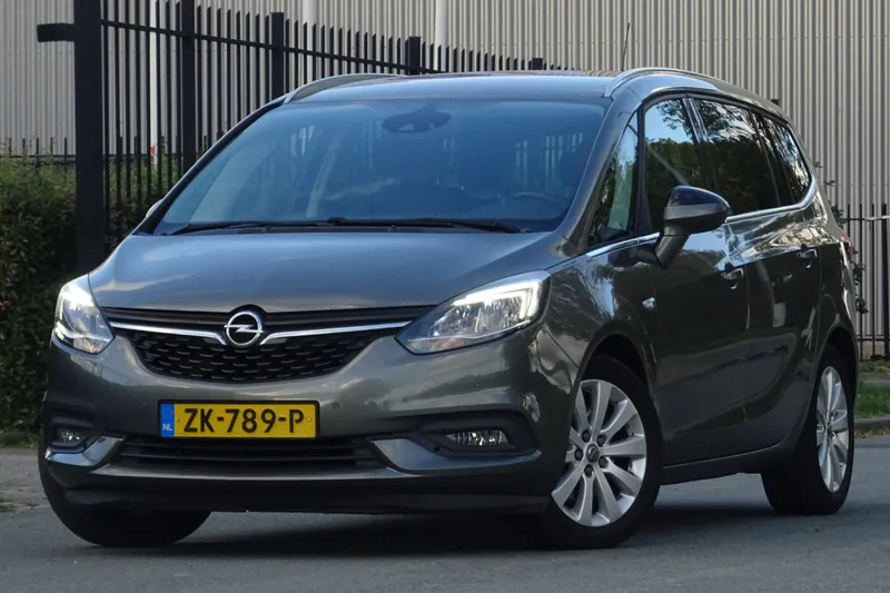 Opel Zafira (2019)