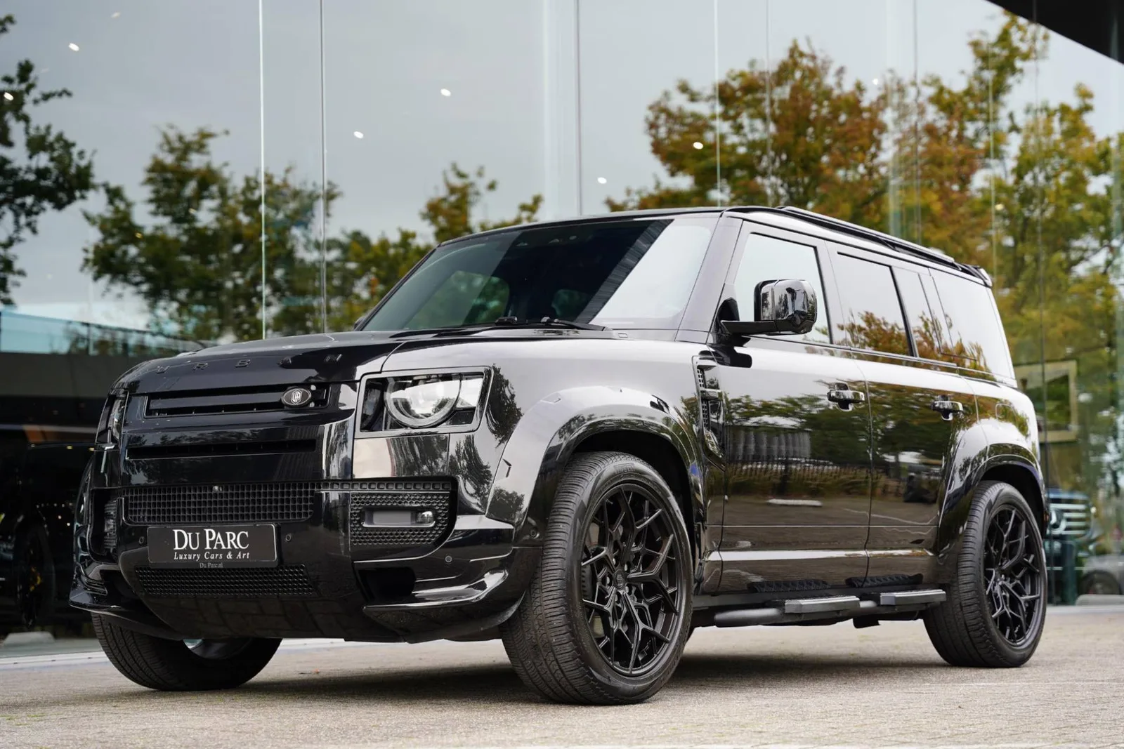 Land Rover Defender (2025) — foto 1