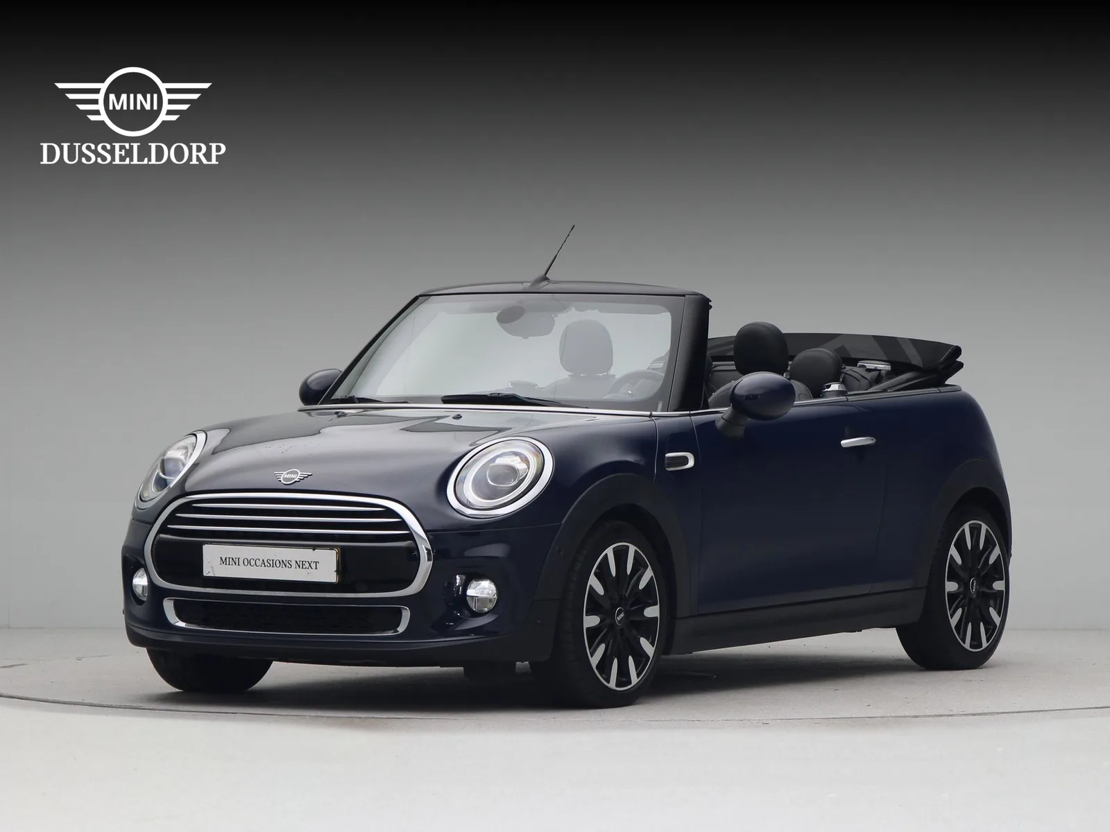 MINI Cabrio (2019) — foto 1
