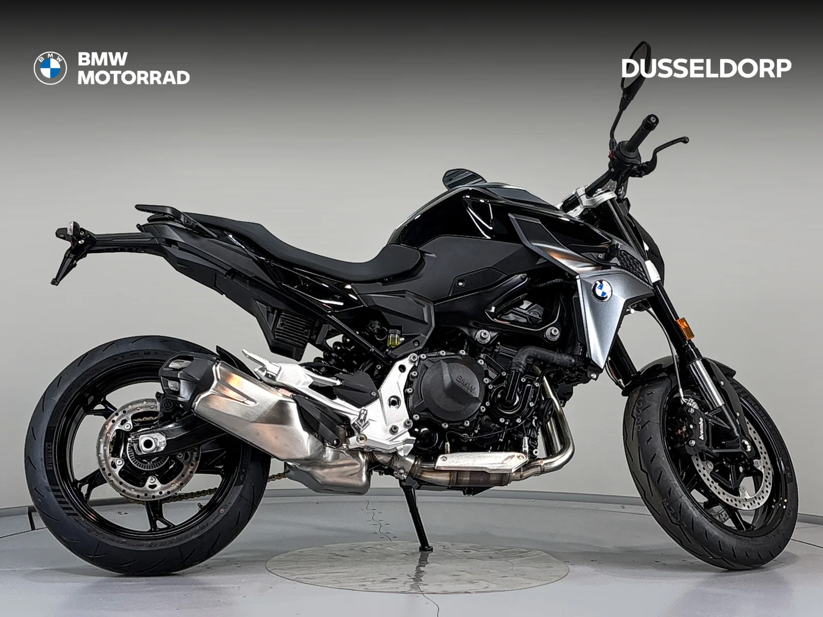 BMW F 900 R (2025) — foto 1