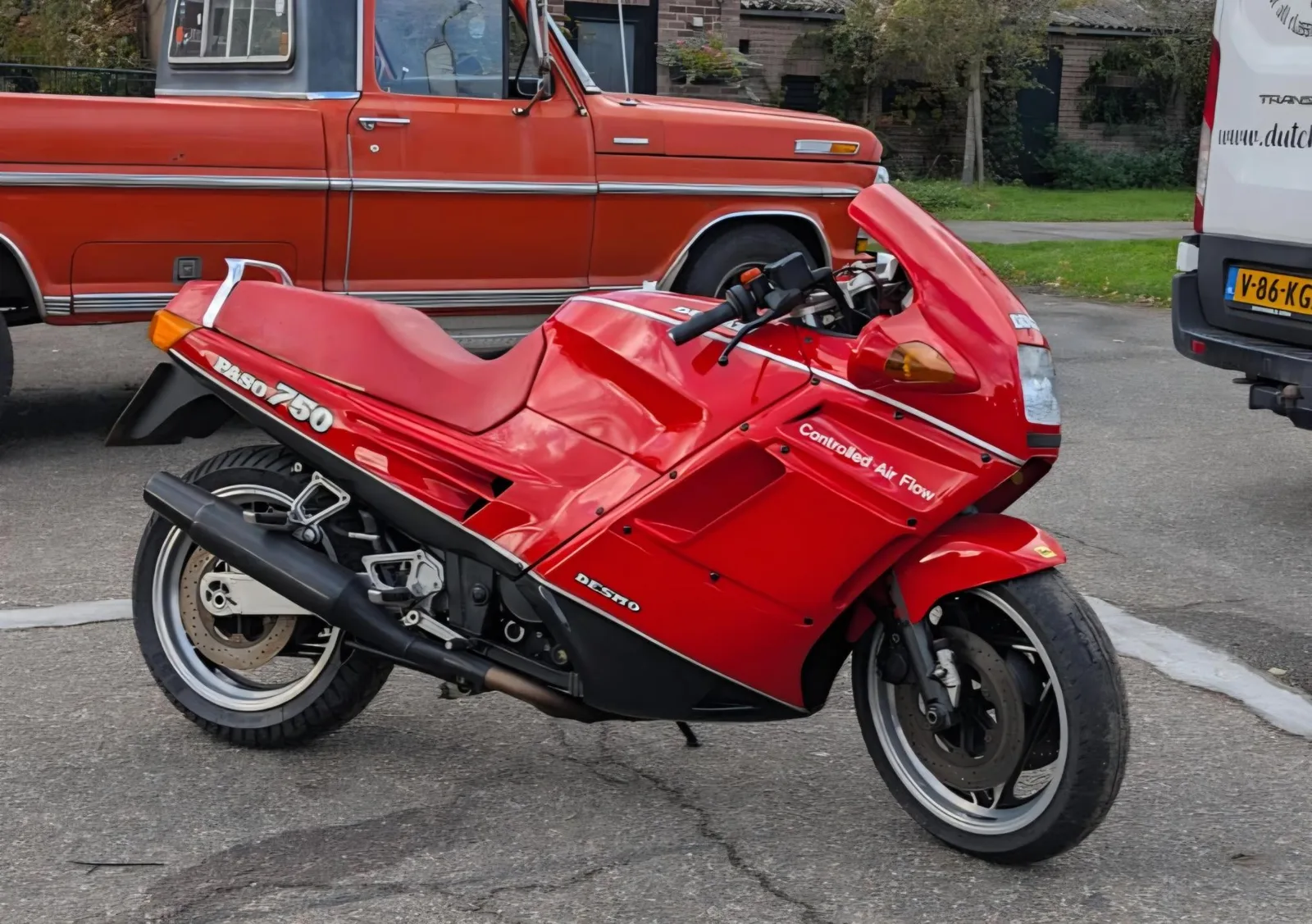 Ducati Paso (1990) — foto 1
