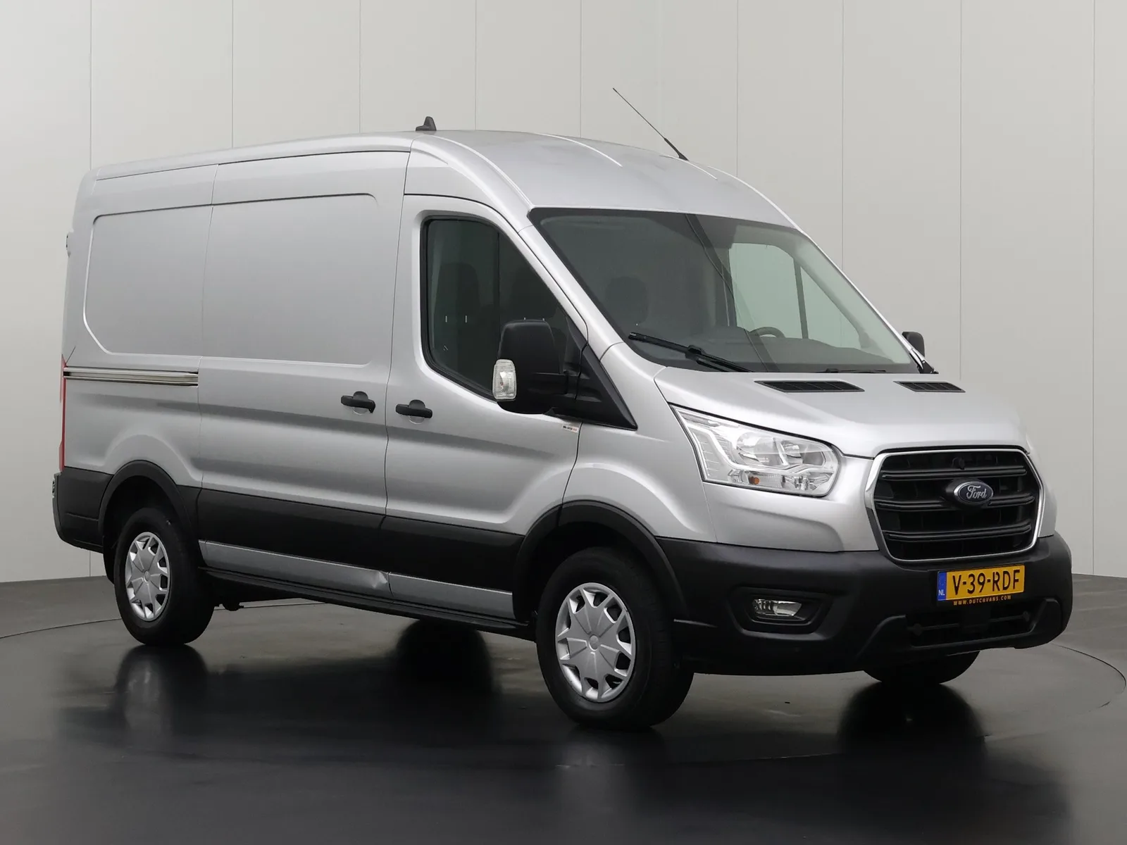 Ford Transit (2022) — foto 1