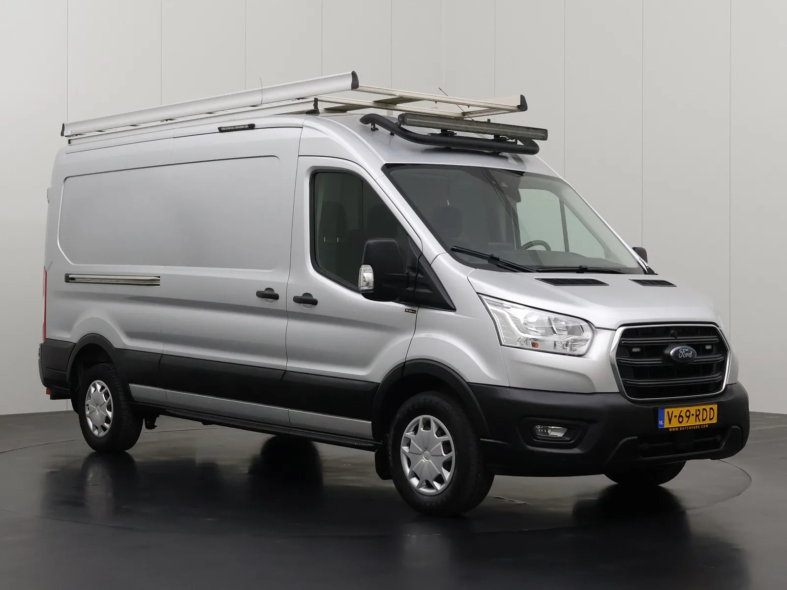 Ford Transit (2020) — foto 1