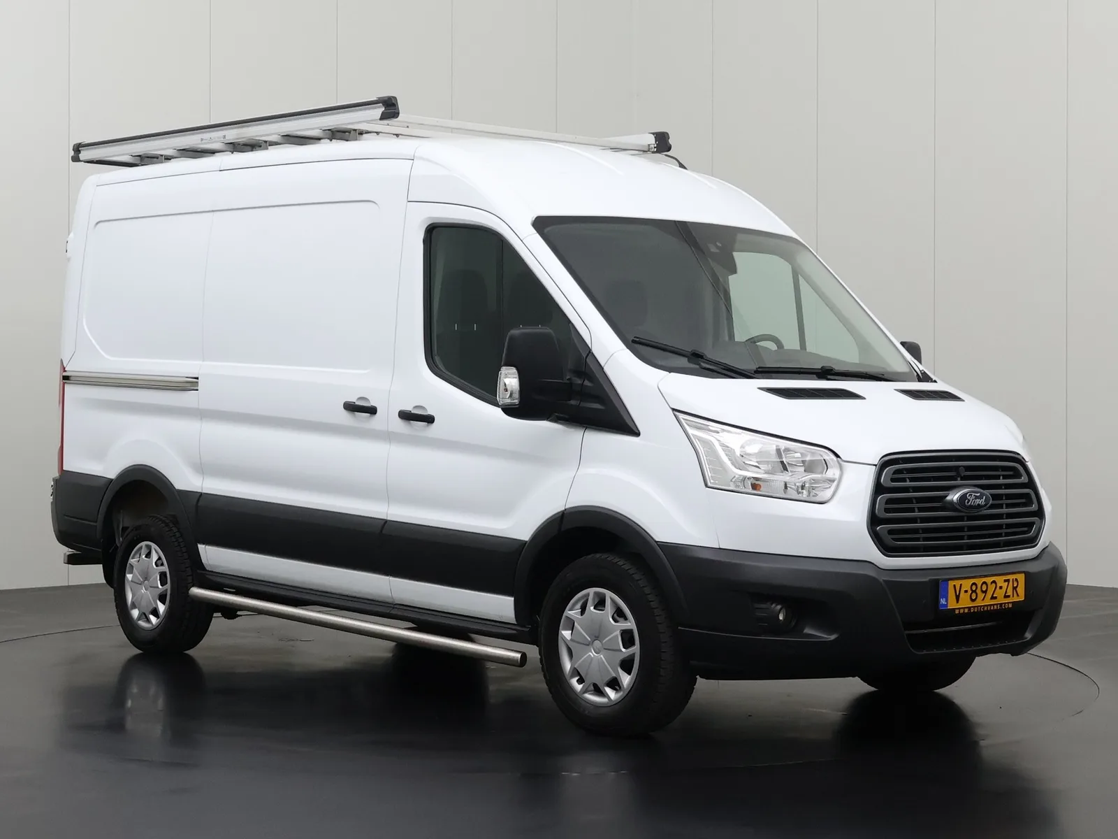 Ford Transit (2019) — foto 1